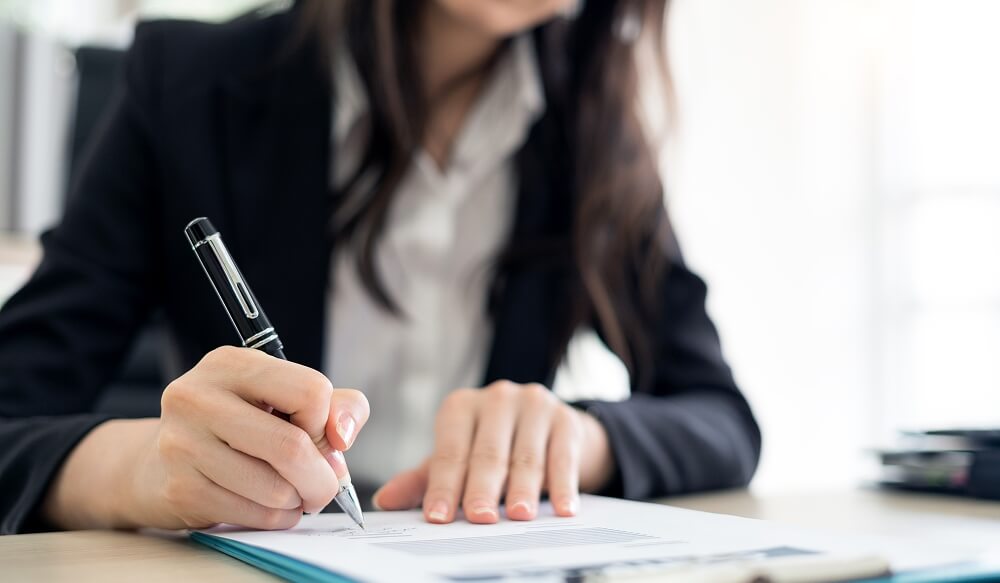 clinical-trial-data-to-clear-compelling-narratives